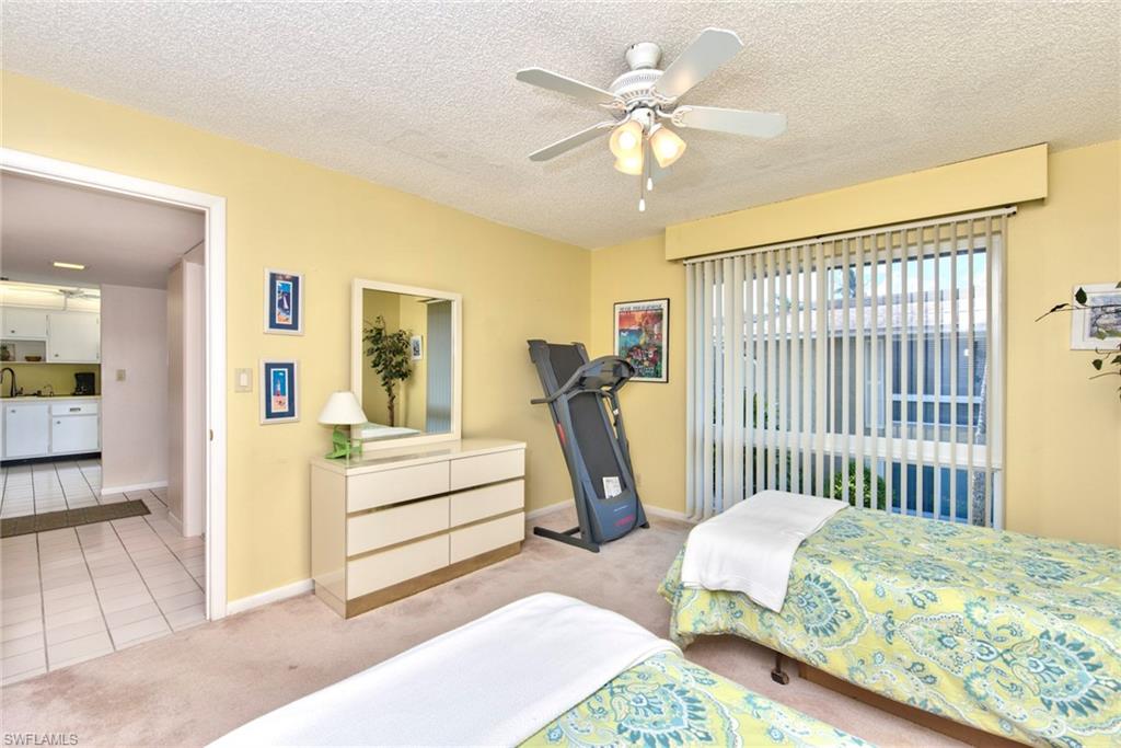 GLADES COUNTRY CLUB - Residential