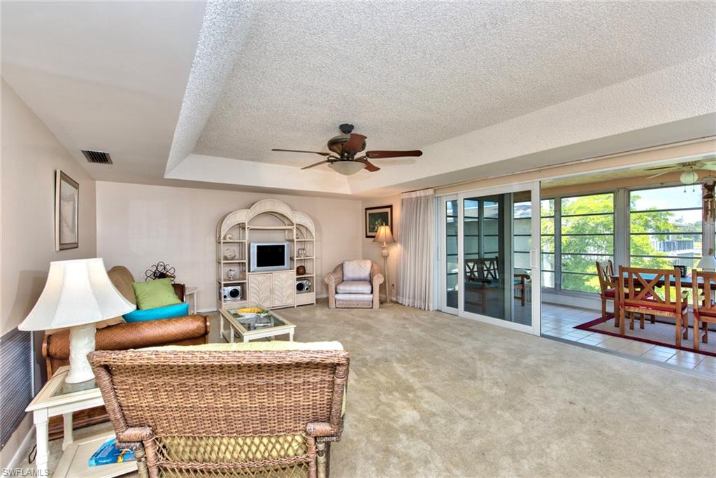 GLADES COUNTRY CLUB - Residential