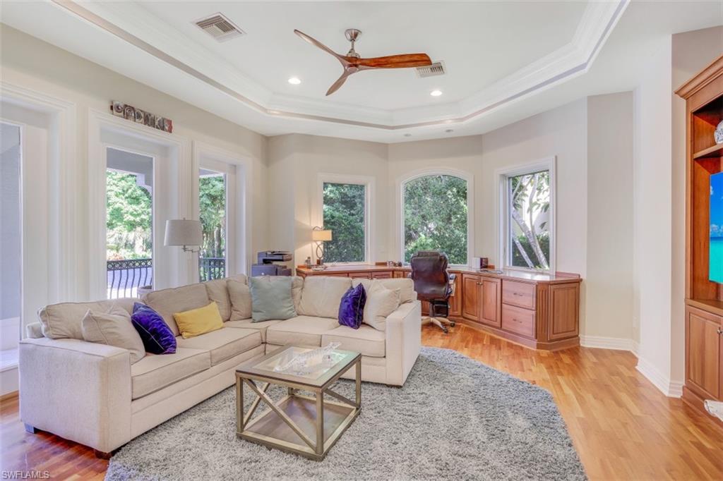 ROOKERY LAKE - Residential