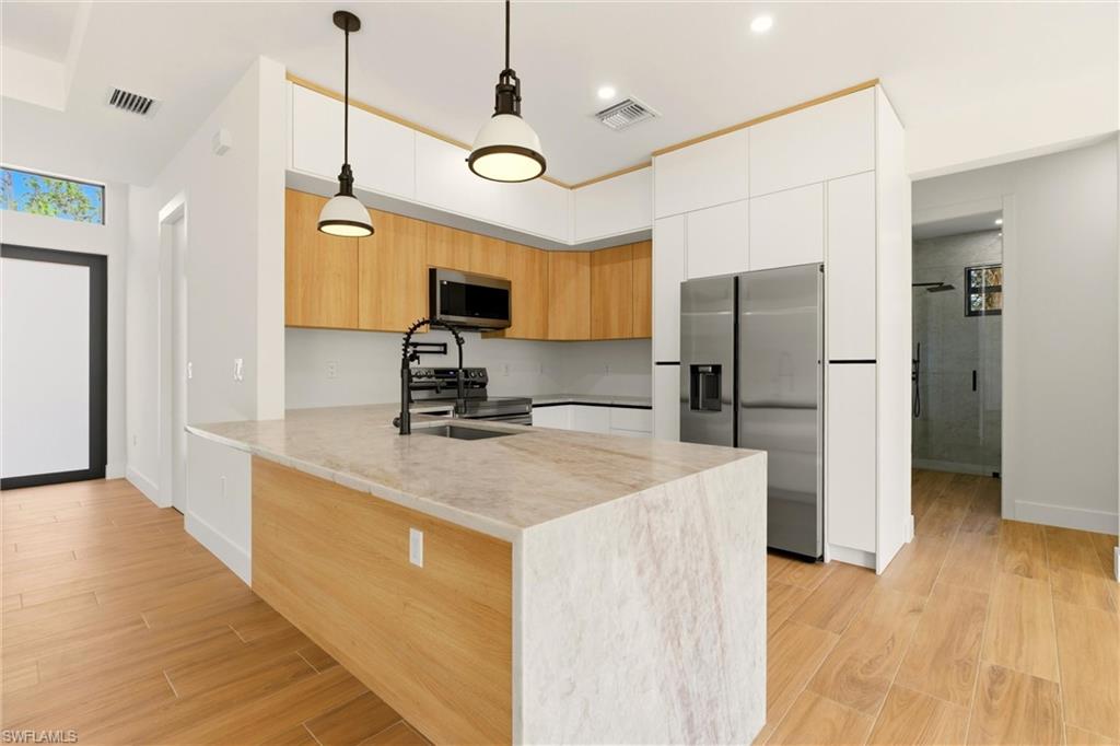 GOLDEN GATE ESTATES - Residential Lease