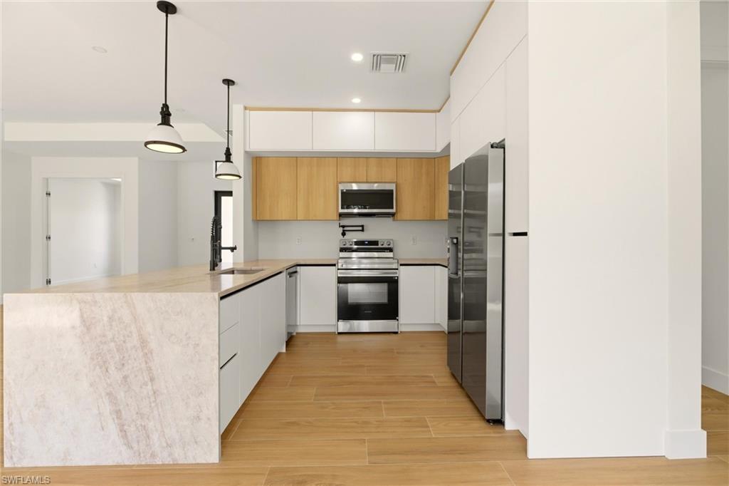 GOLDEN GATE ESTATES - Residential Lease
