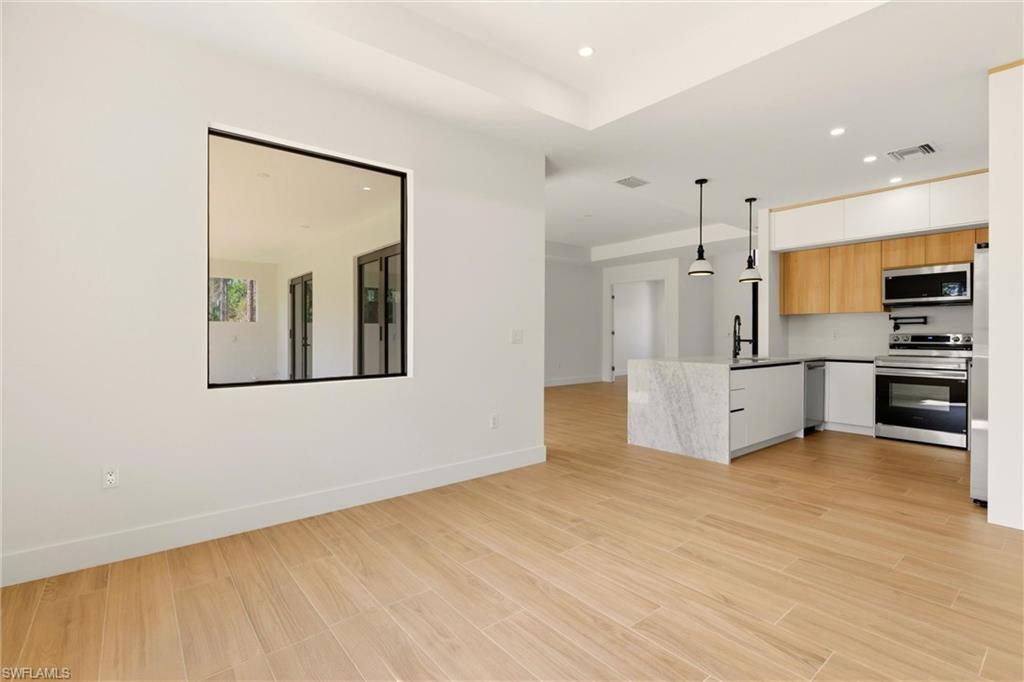 GOLDEN GATE ESTATES - Residential Lease