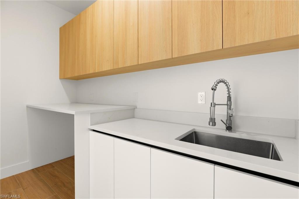GOLDEN GATE ESTATES - Residential Lease