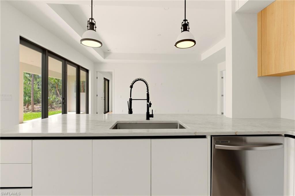 GOLDEN GATE ESTATES - Residential Lease