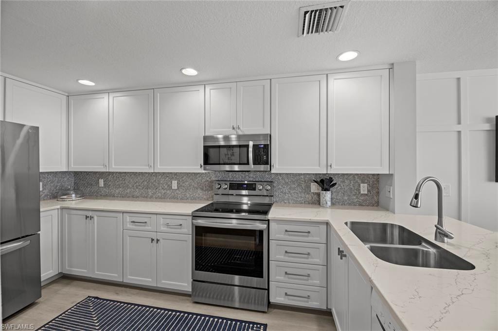 VILLAGE WALK OF BONITA SPRINGS - Residential
