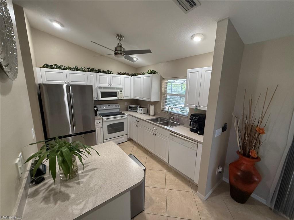 CAPE CORAL - Residential Lease
