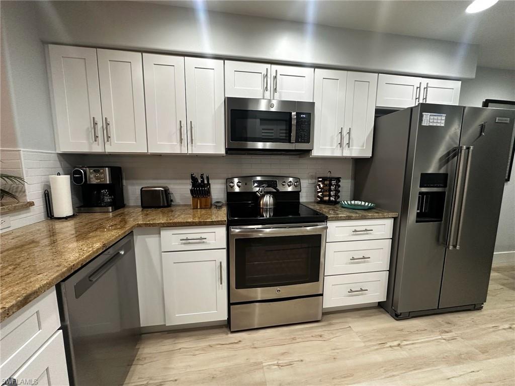 WATERFORD - Residential Lease
