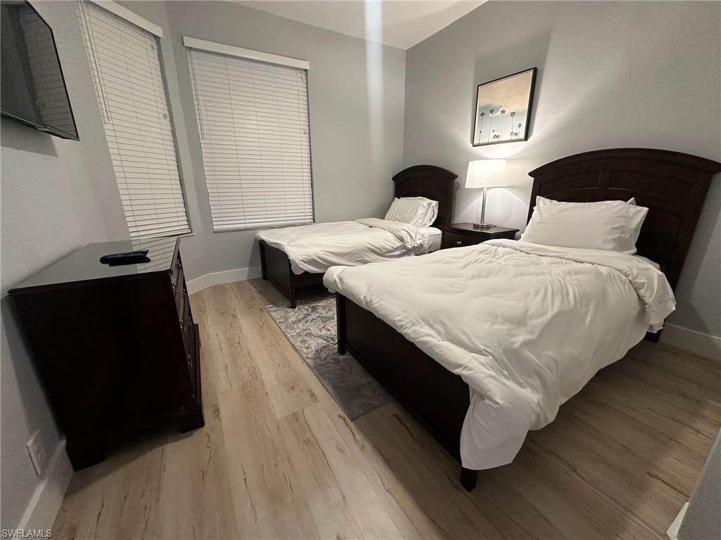 WATERFORD - Residential Lease
