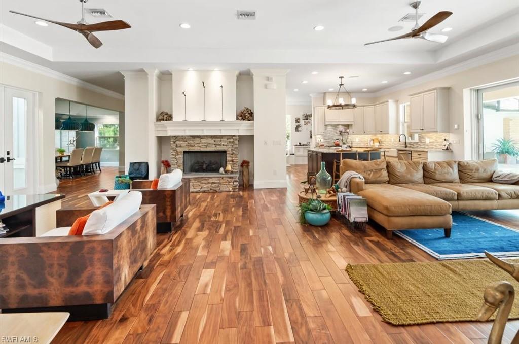 PINE RIDGE - Residential