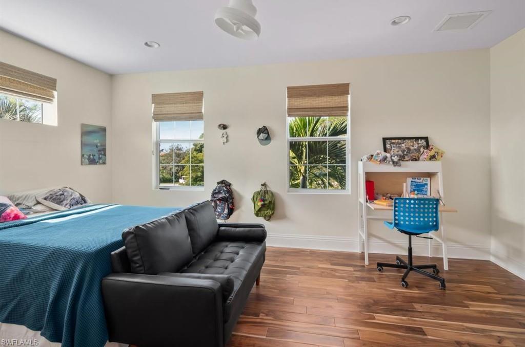 PINE RIDGE - Residential