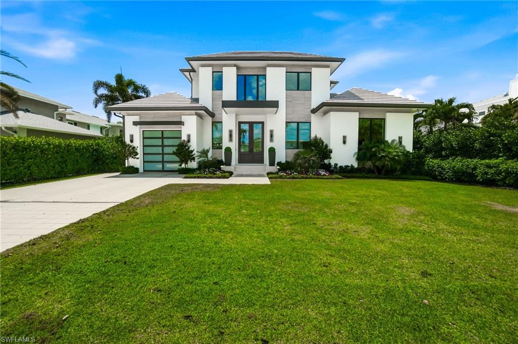 OLDE NAPLES - Residential