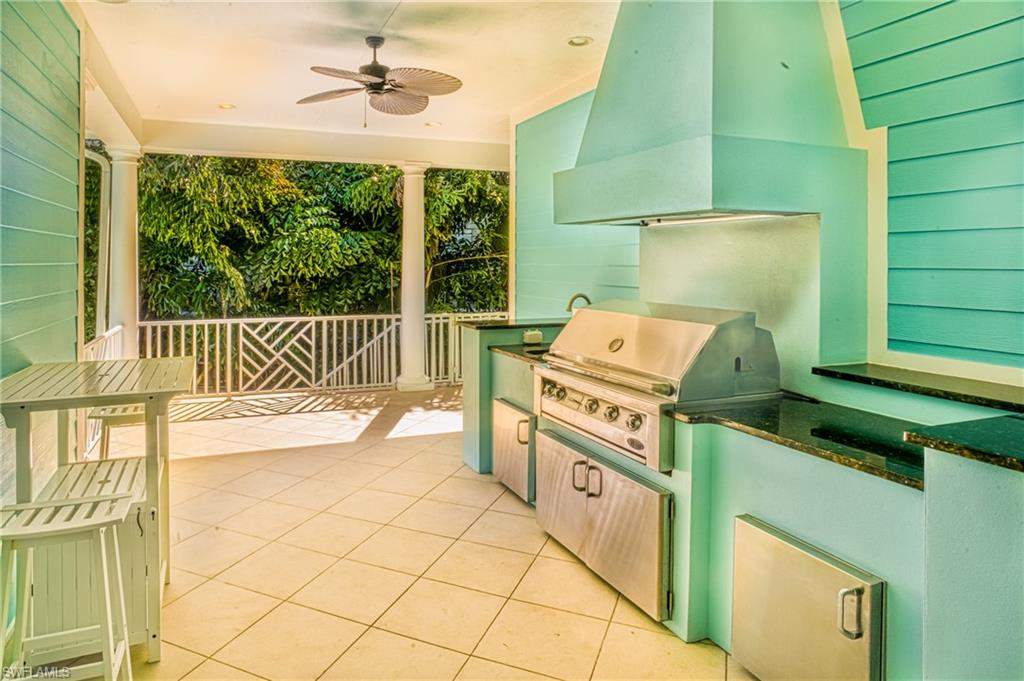 TARPON BAY AT CAPTIVA - Residential