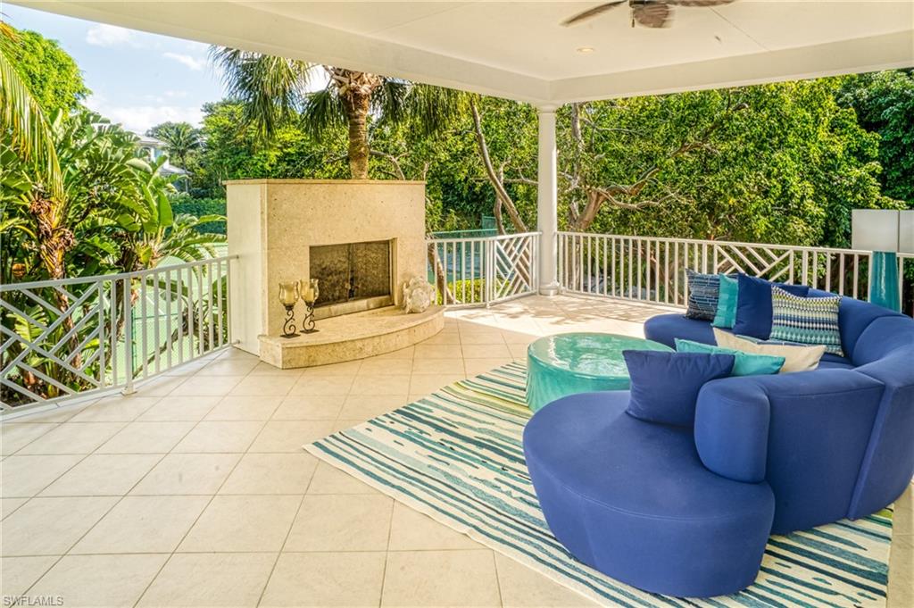 TARPON BAY AT CAPTIVA - Residential