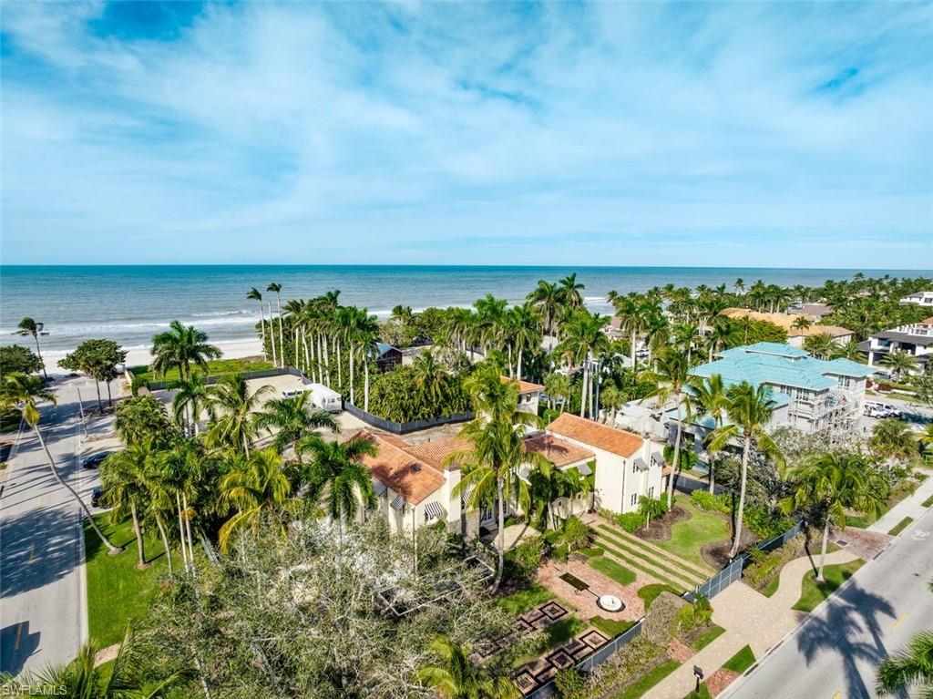 OLDE NAPLES - Land