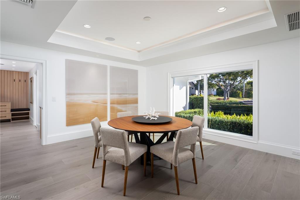 PARK SHORE - Residential