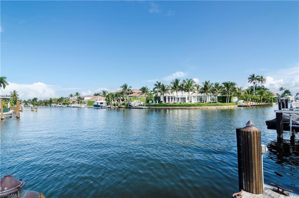 AQUALANE SHORES - Residential