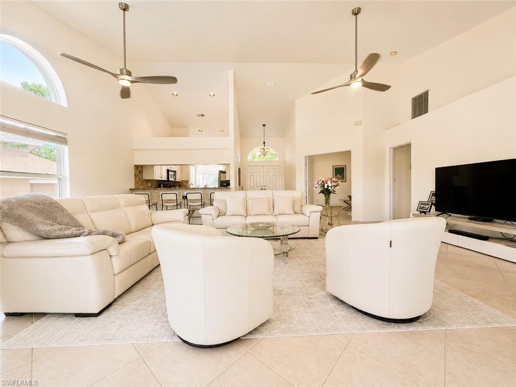 BAY CEDAR - Residential Lease