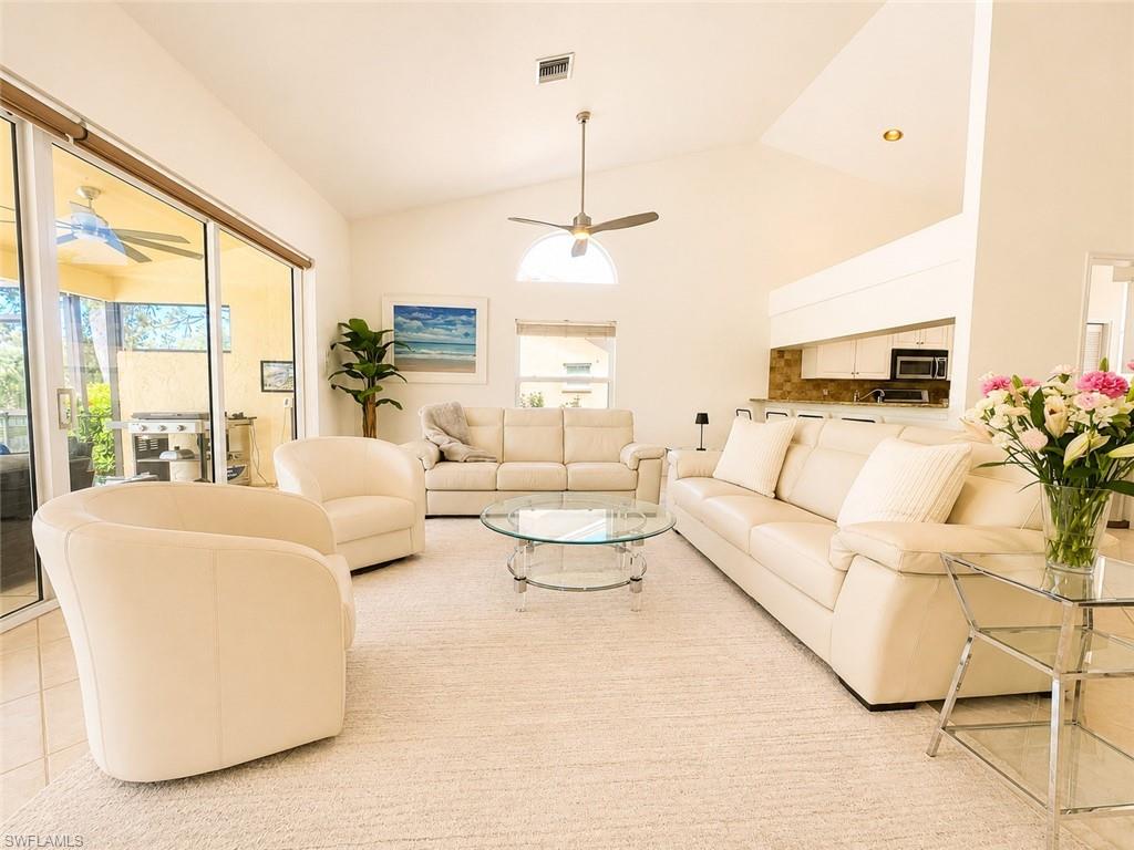 BAY CEDAR - Residential Lease