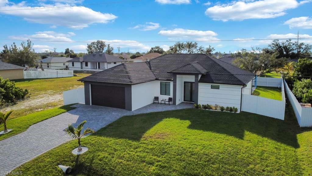 CAPE CORAL - Residential