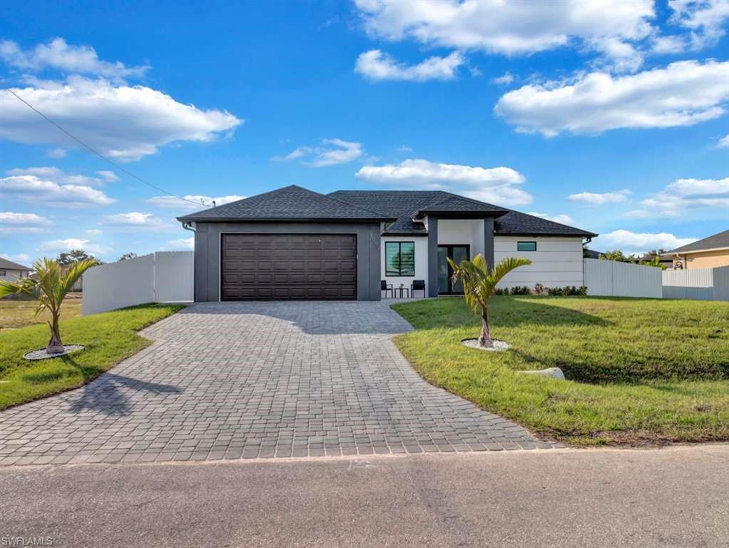 Beautifull, and well-maintained home, 4 bedrooms, 2 bathrooms, impact doors and windows, heated salt system pool, with outdoor kitchen and pergola to spend the eternal summer. Washer and dryer convey. 2 Car garages, oversized driveway, glass shower doors, equipped kitchen, fenced.