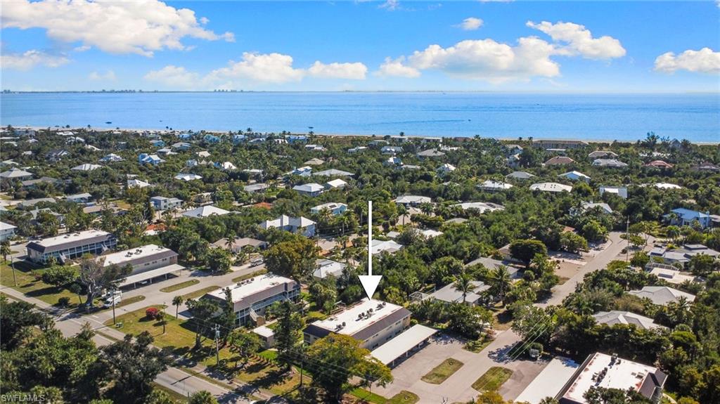 CAPTAINS WALK - Residential