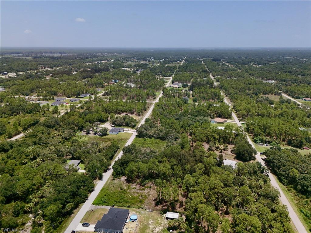 LEHIGH ACRES - Land