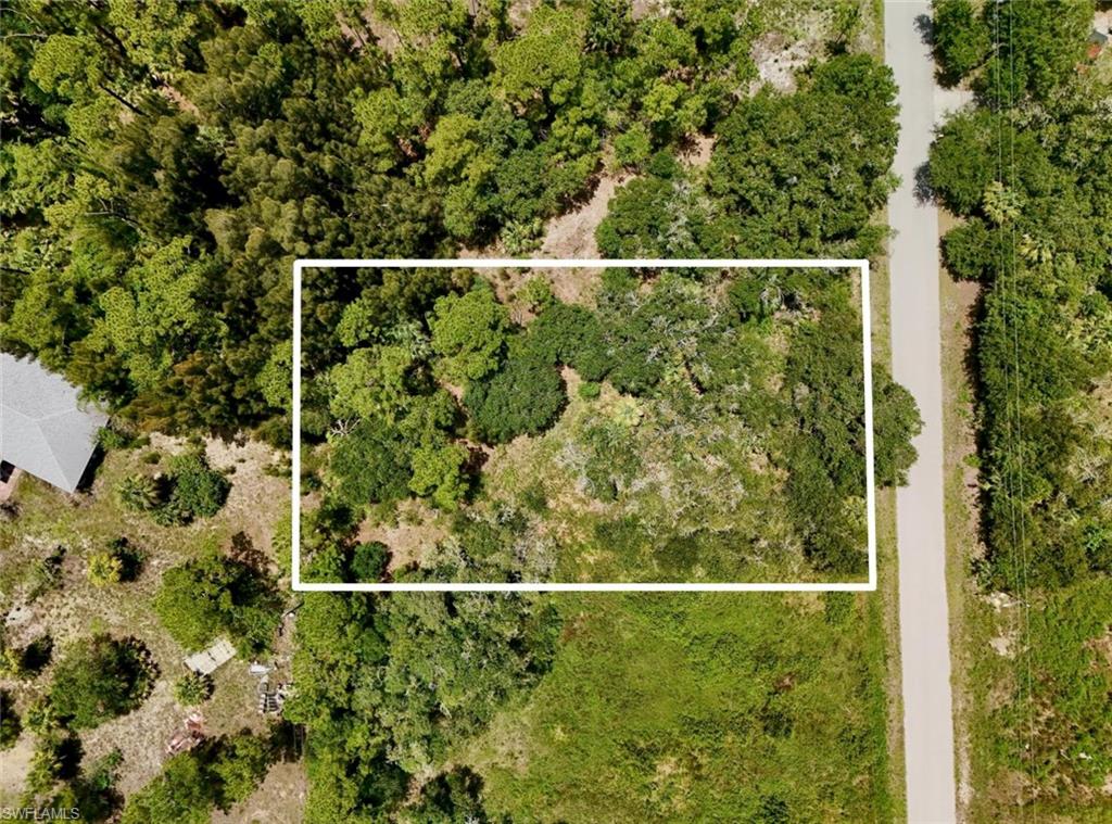 LEHIGH ACRES - Land