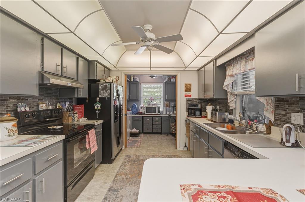 PORT CHARLOTTE - Residential