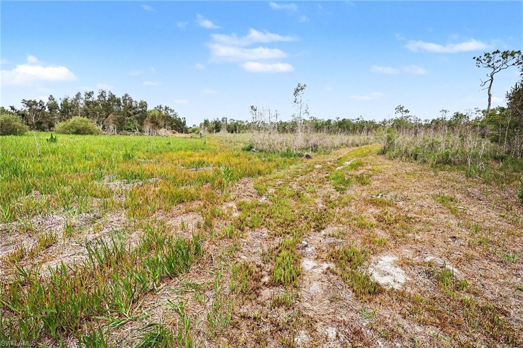 NORTH FORT MYERS - Land
