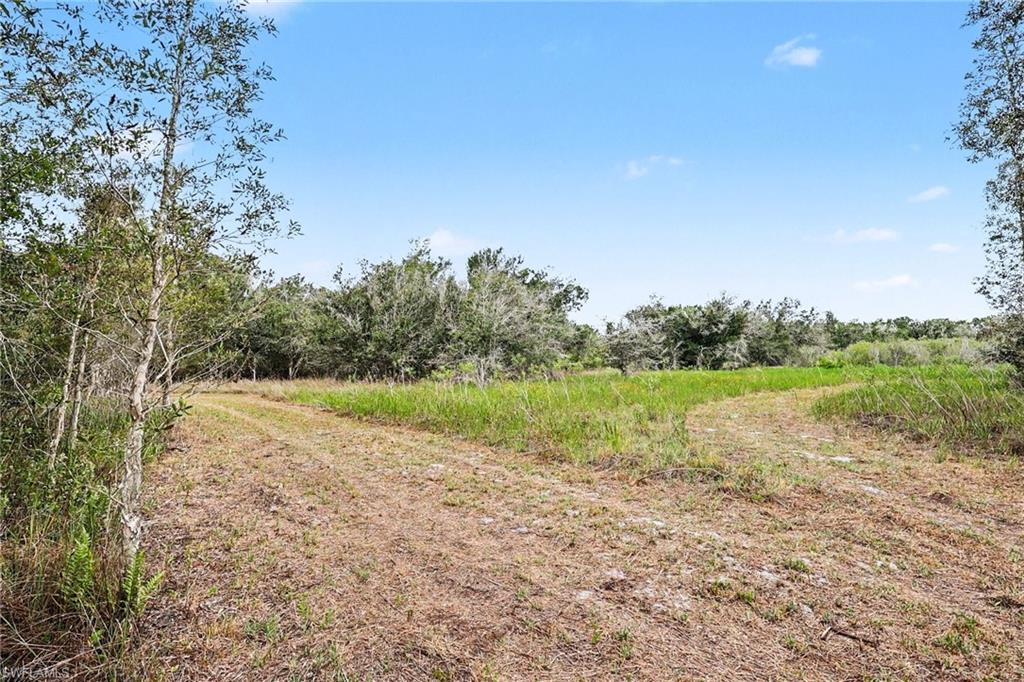 NORTH FORT MYERS - Land