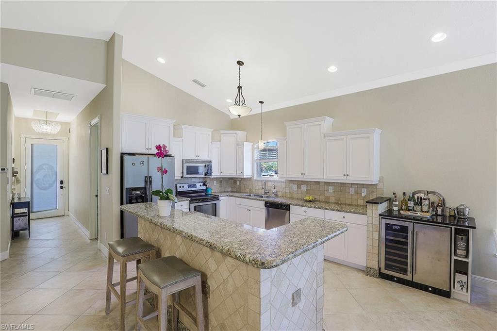 NAPLES PARK - Residential