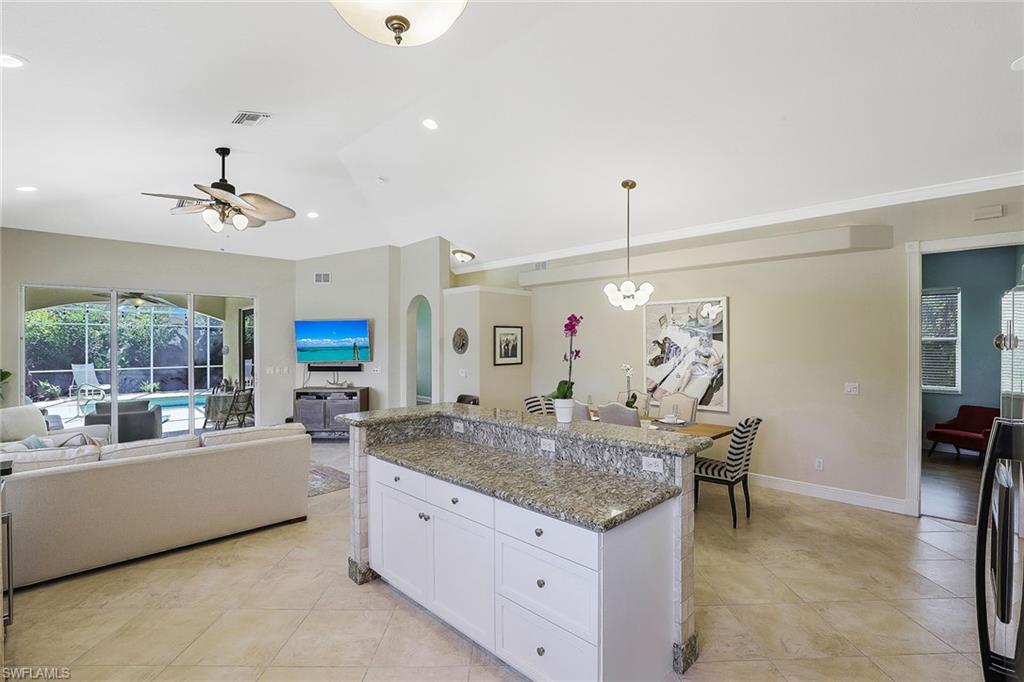 NAPLES PARK - Residential