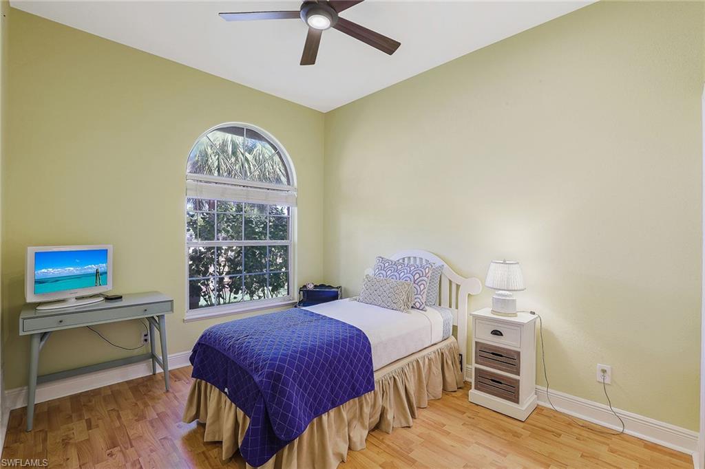 NAPLES PARK - Residential