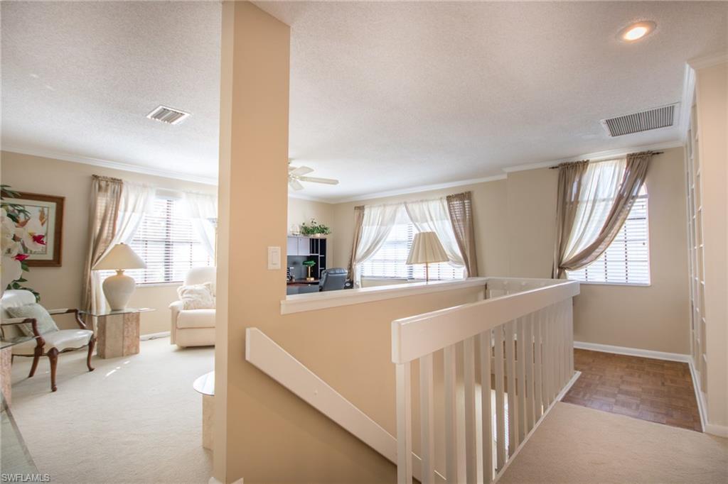PELICAN RIDGE - Residential