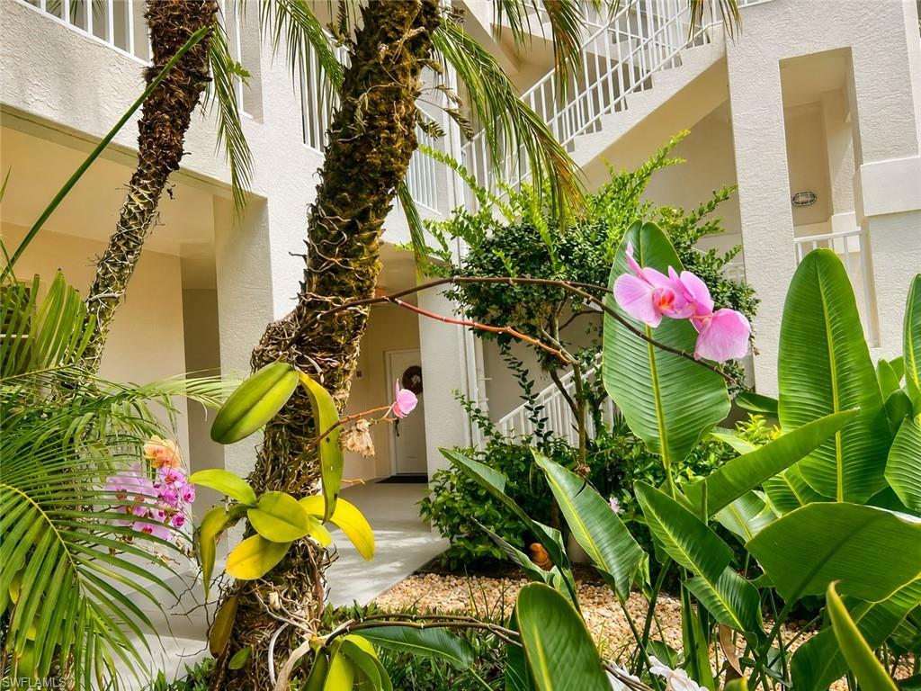 POINTE AT PELICAN LANDING - Residential Lease