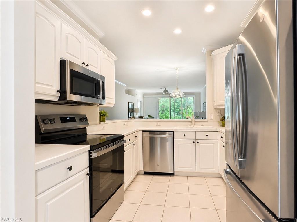 POINTE AT PELICAN LANDING - Residential Lease