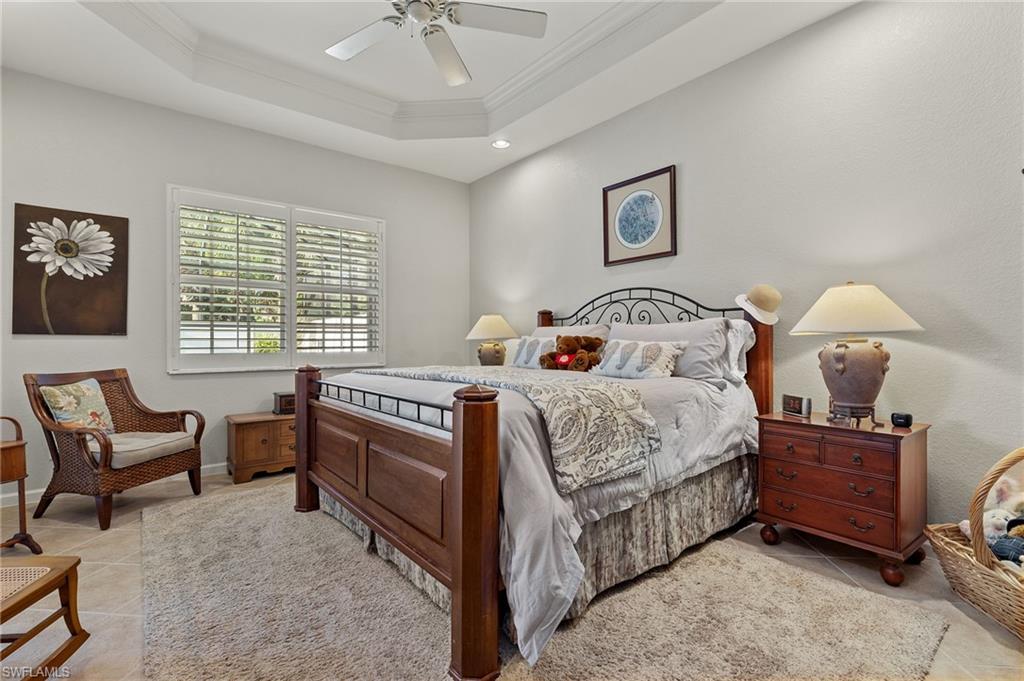 CROWN COLONY - Residential