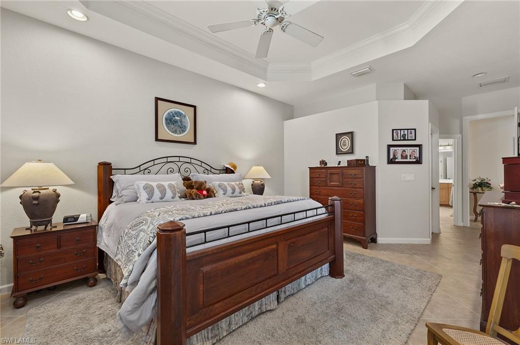CROWN COLONY - Residential