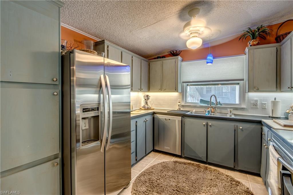 PINE ISLAND COVE - Residential