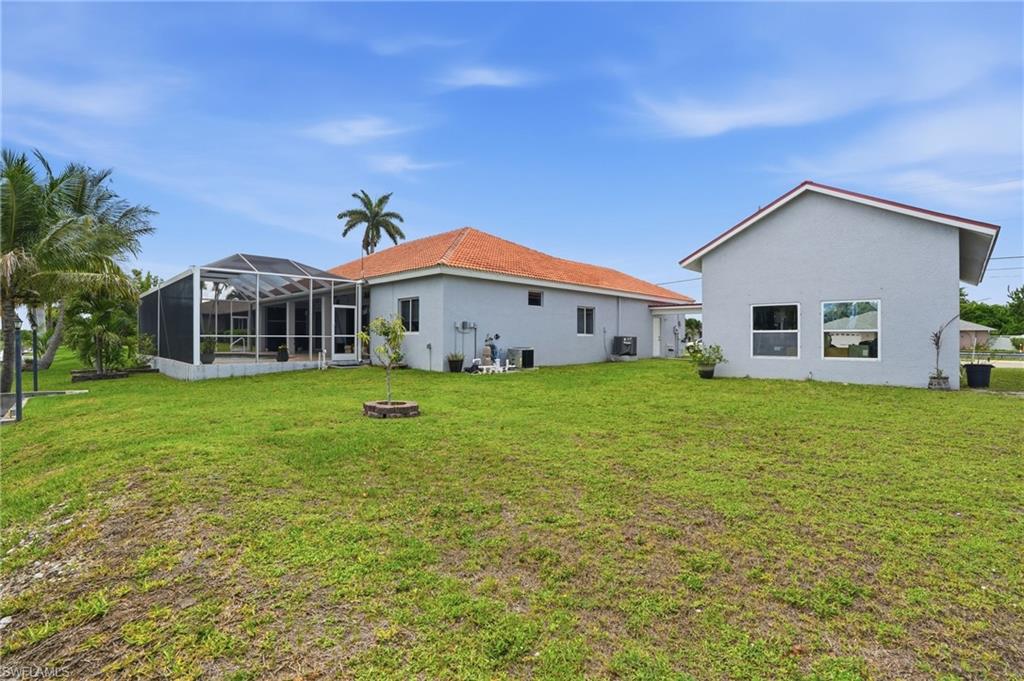 CAPE CORAL - Residential