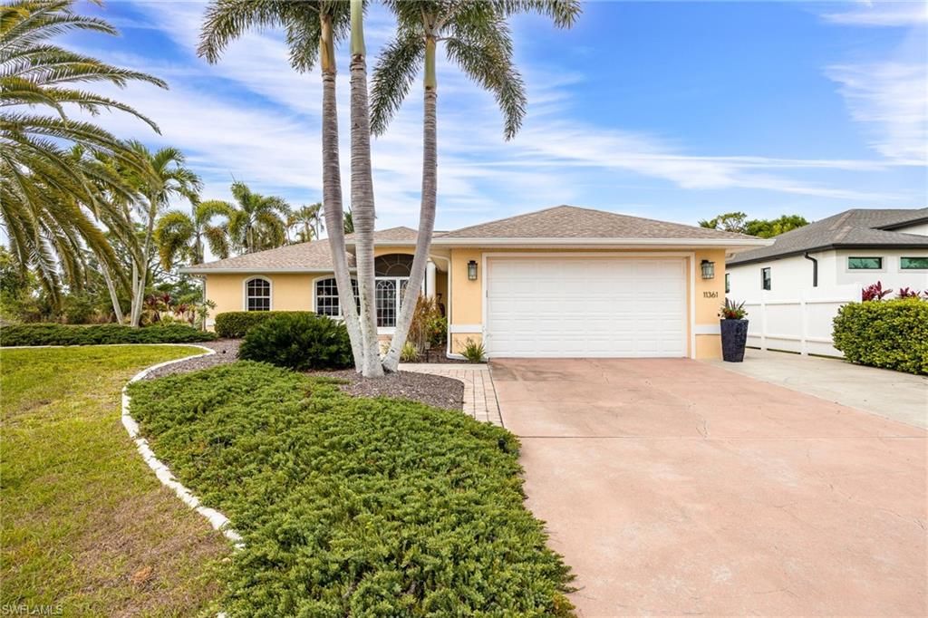 CHARLOTTE SHORES - Residential