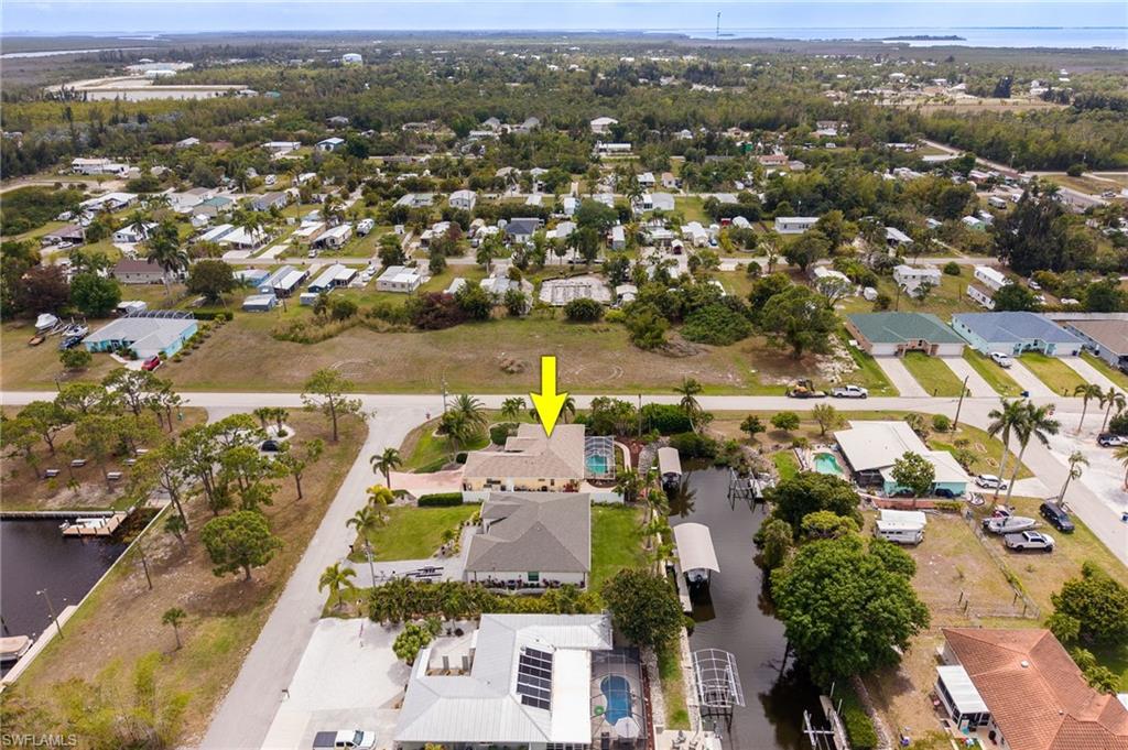 CHARLOTTE SHORES - Residential