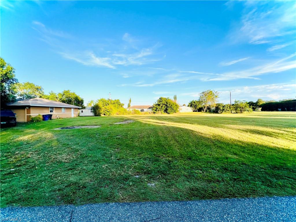LEHIGH ACRES - Land
