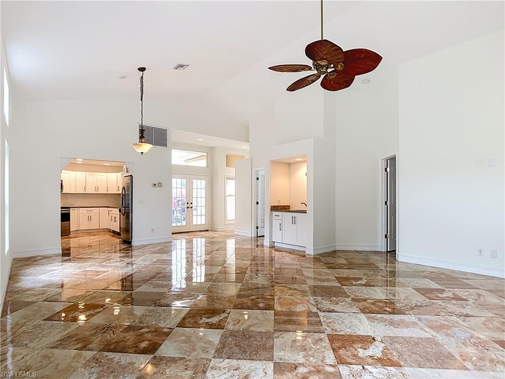 EAGLE CREEK COUNTRY CLUB - Residential