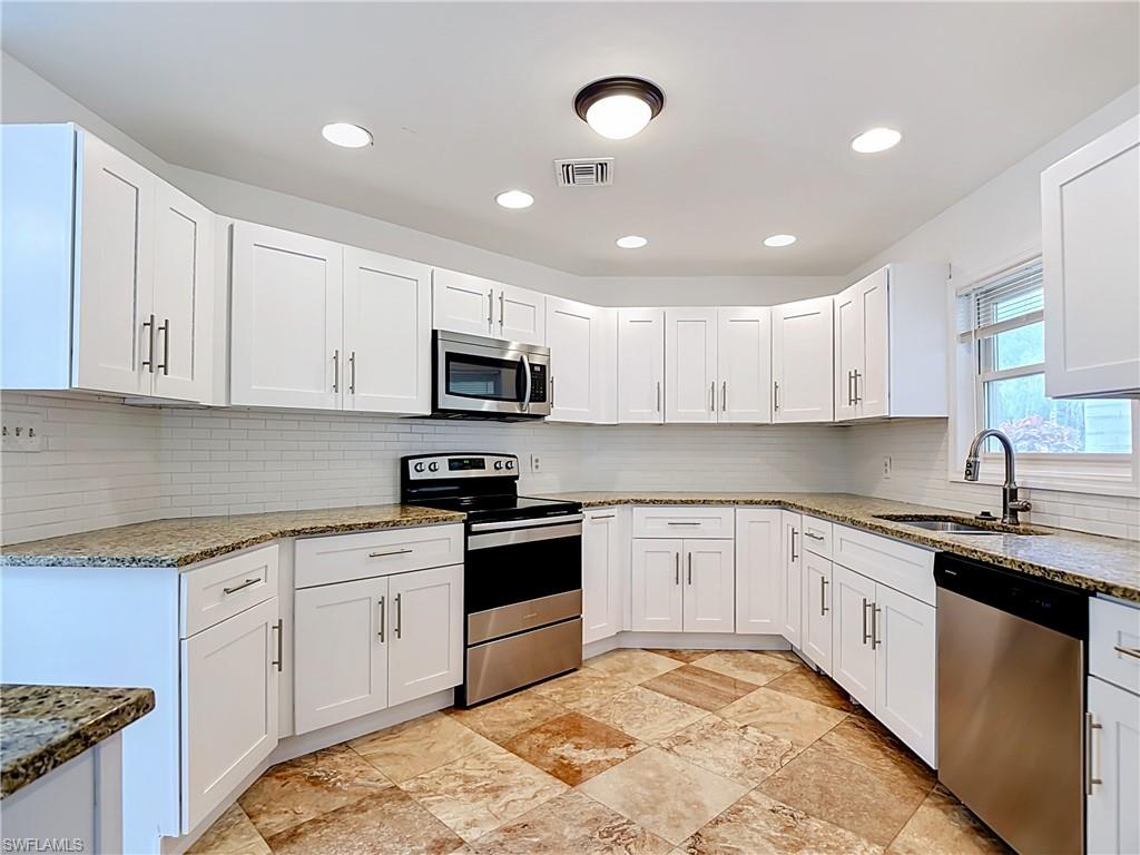 EAGLE CREEK COUNTRY CLUB - Residential
