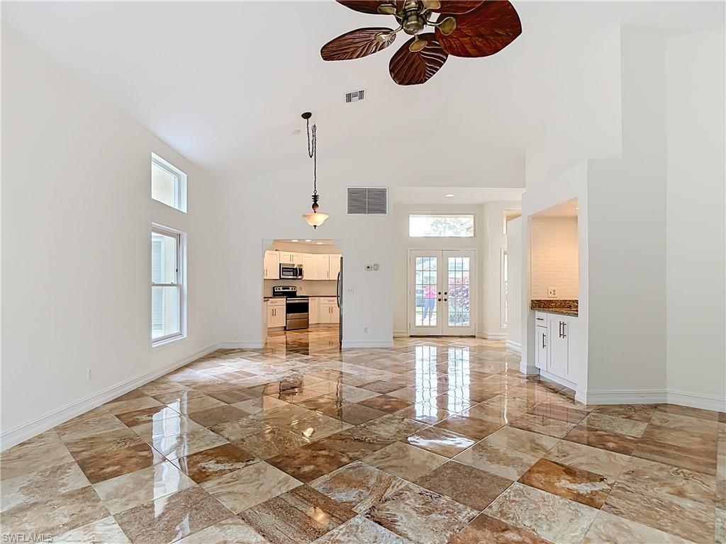 EAGLE CREEK COUNTRY CLUB - Residential
