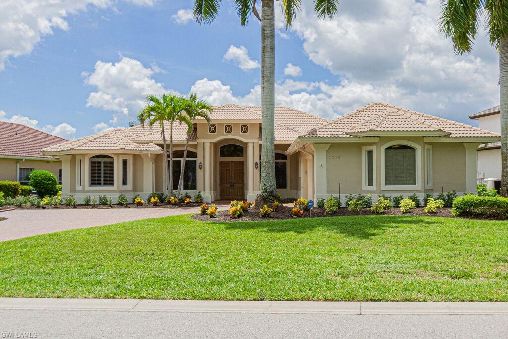 WILSHIRE LAKES - Residential