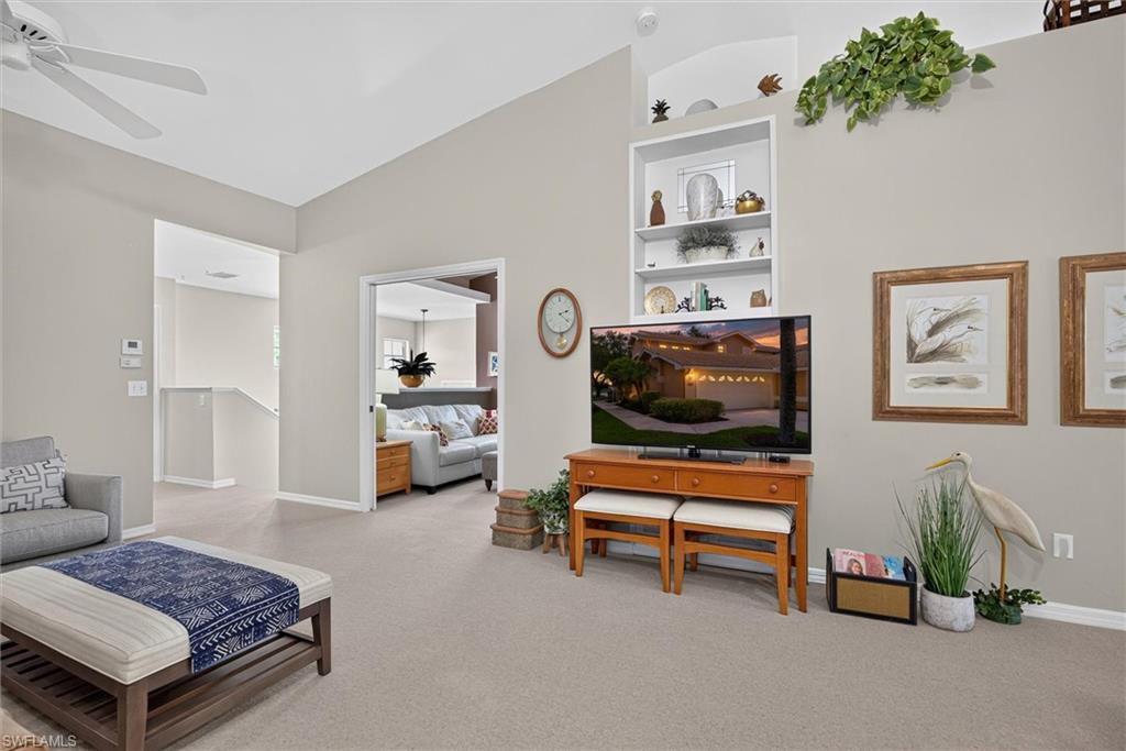 LAKESIDE - Residential