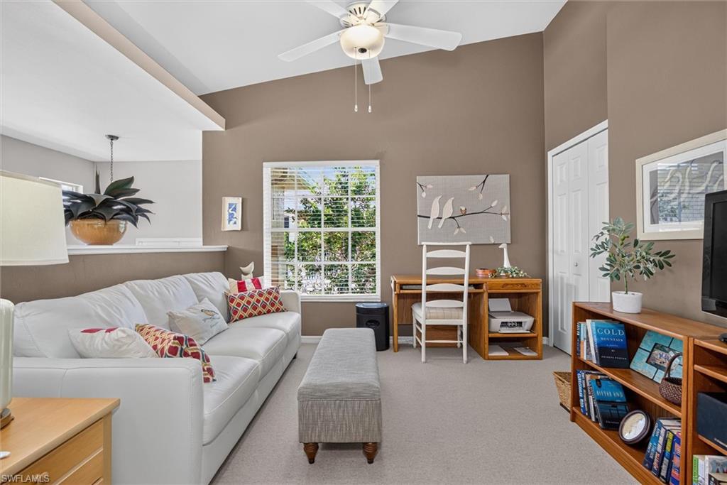 LAKESIDE - Residential
