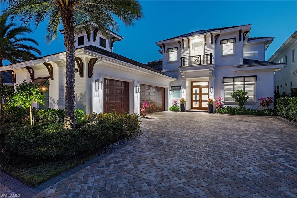 WINDWARD ISLE - Residential